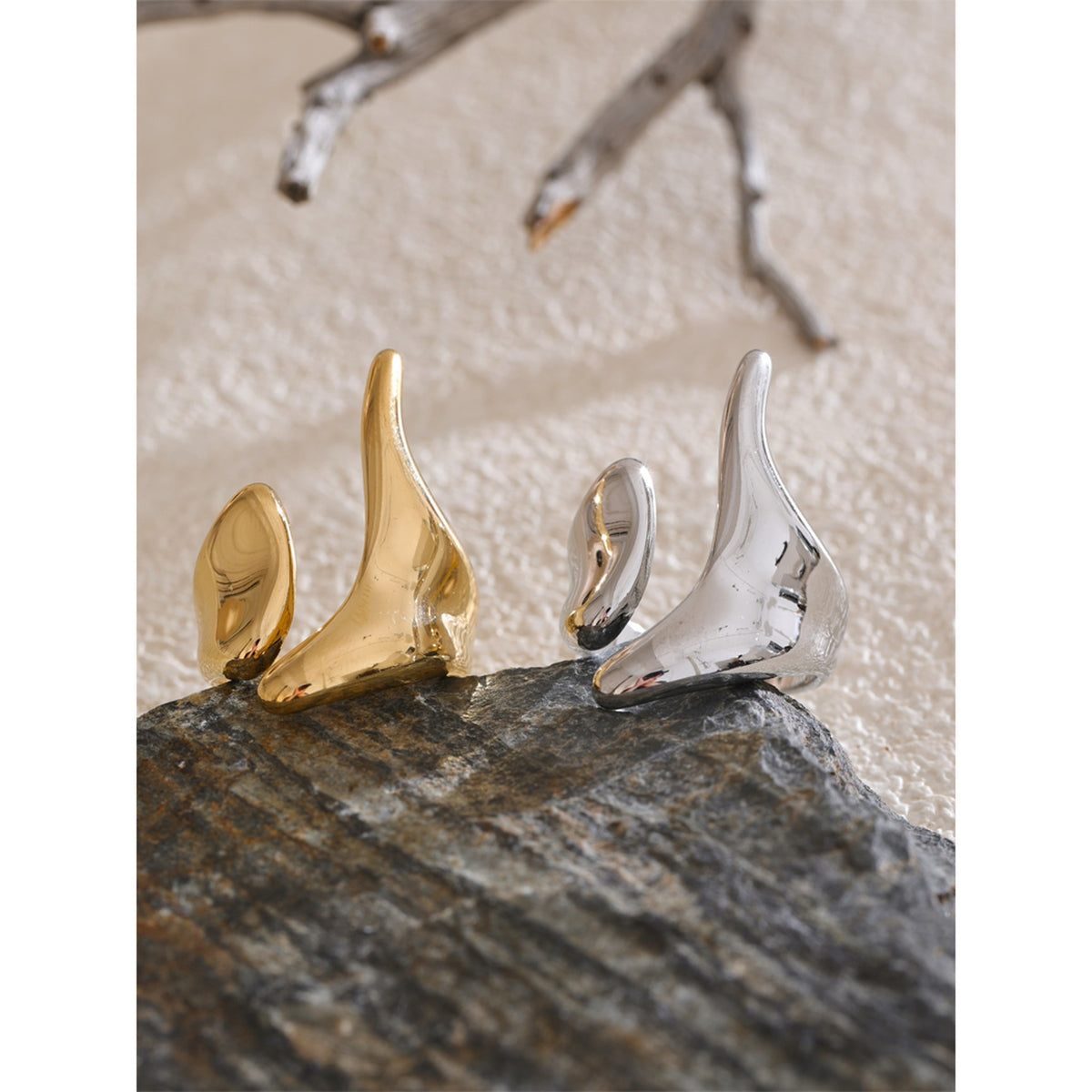 Molten Ring for Women – Adjustable Sculptural Drip Ring, Gold-Tone