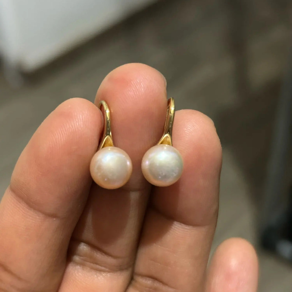 Pearl Drop Earrings for Women – Cultured Freshwater White Pearls, Gold-Tone