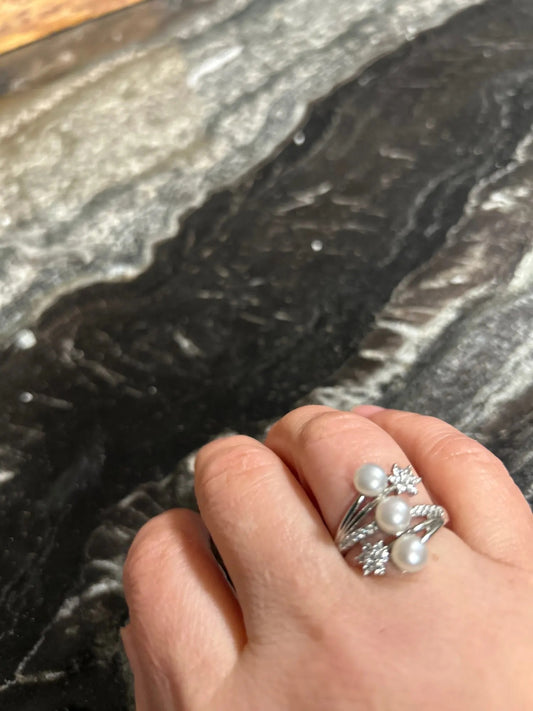 Cultured Freshwater Pearl Cluster Ring