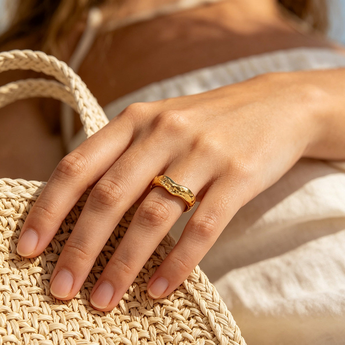 Wavy Ring for Women – image 4