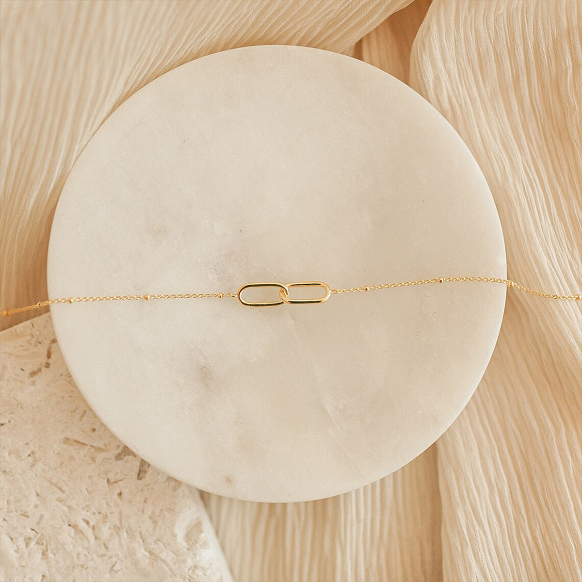 Interlocking Circle Necklace for Women