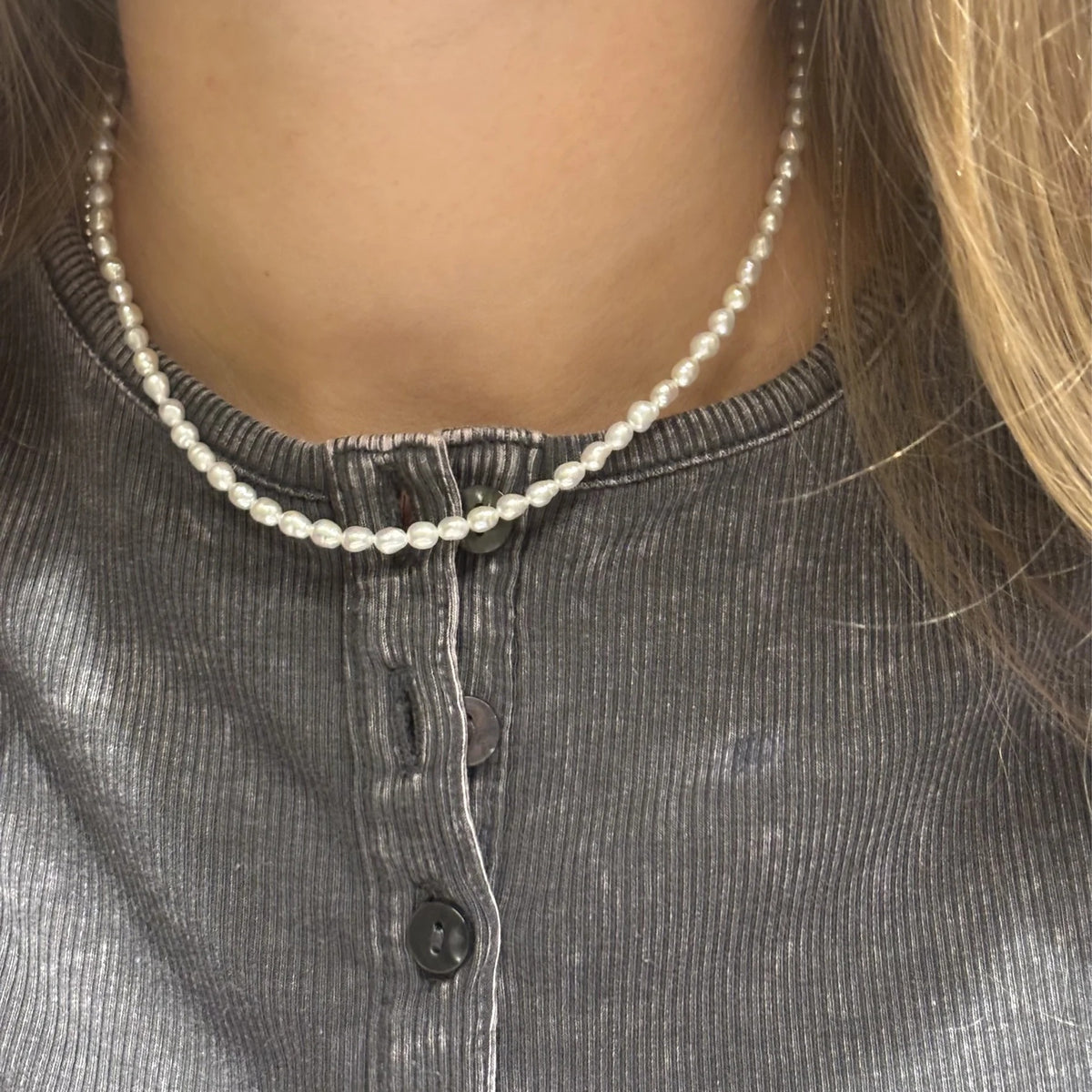 Pearl Choker Necklace for Women – Dainty Cultured Freshwater Rice Pearls, 16in